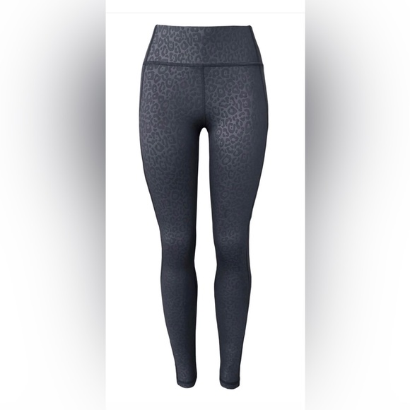 NWOT- Platinum Sun Swim & Gym Leggings, UPF 50+| Cheetah -Black, size Large - Picture 1 of 13
